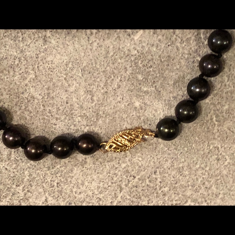 18” black pearl necklace